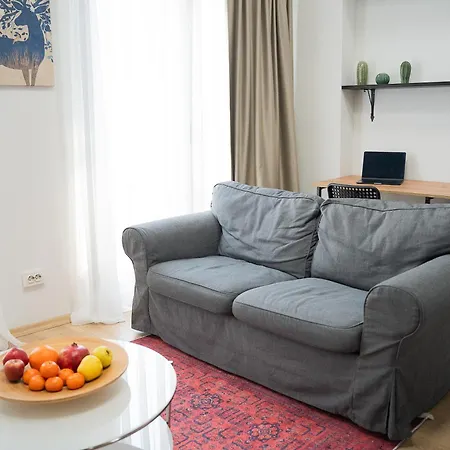 с терасой и видом на золотой рог Apartment